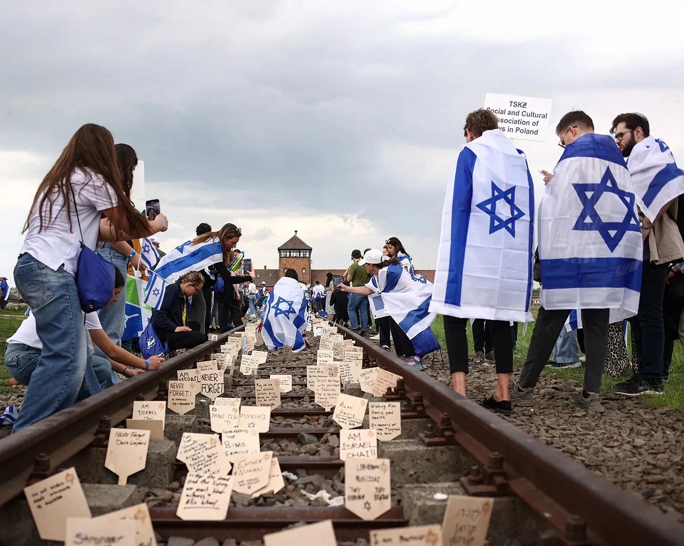 В Освенциме прошел “Марш живых”