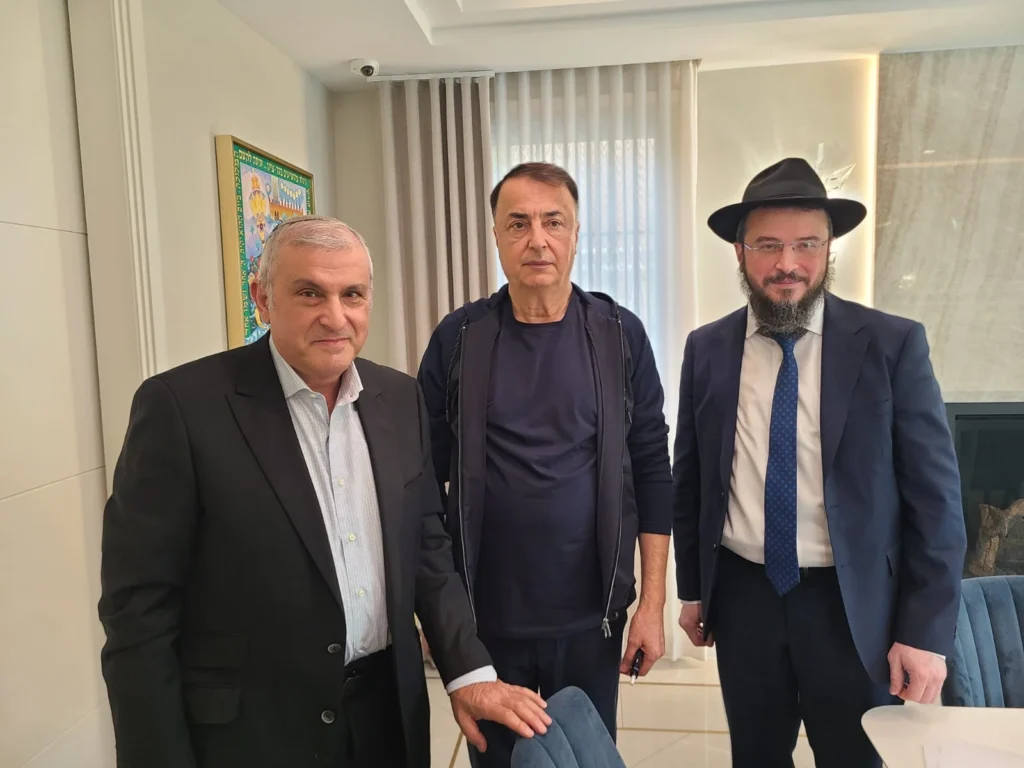ВСТРЕЧИ С ЛЕВИ ЛЕВАЕВЫМ. ХРОНИКА ВИЗИТА