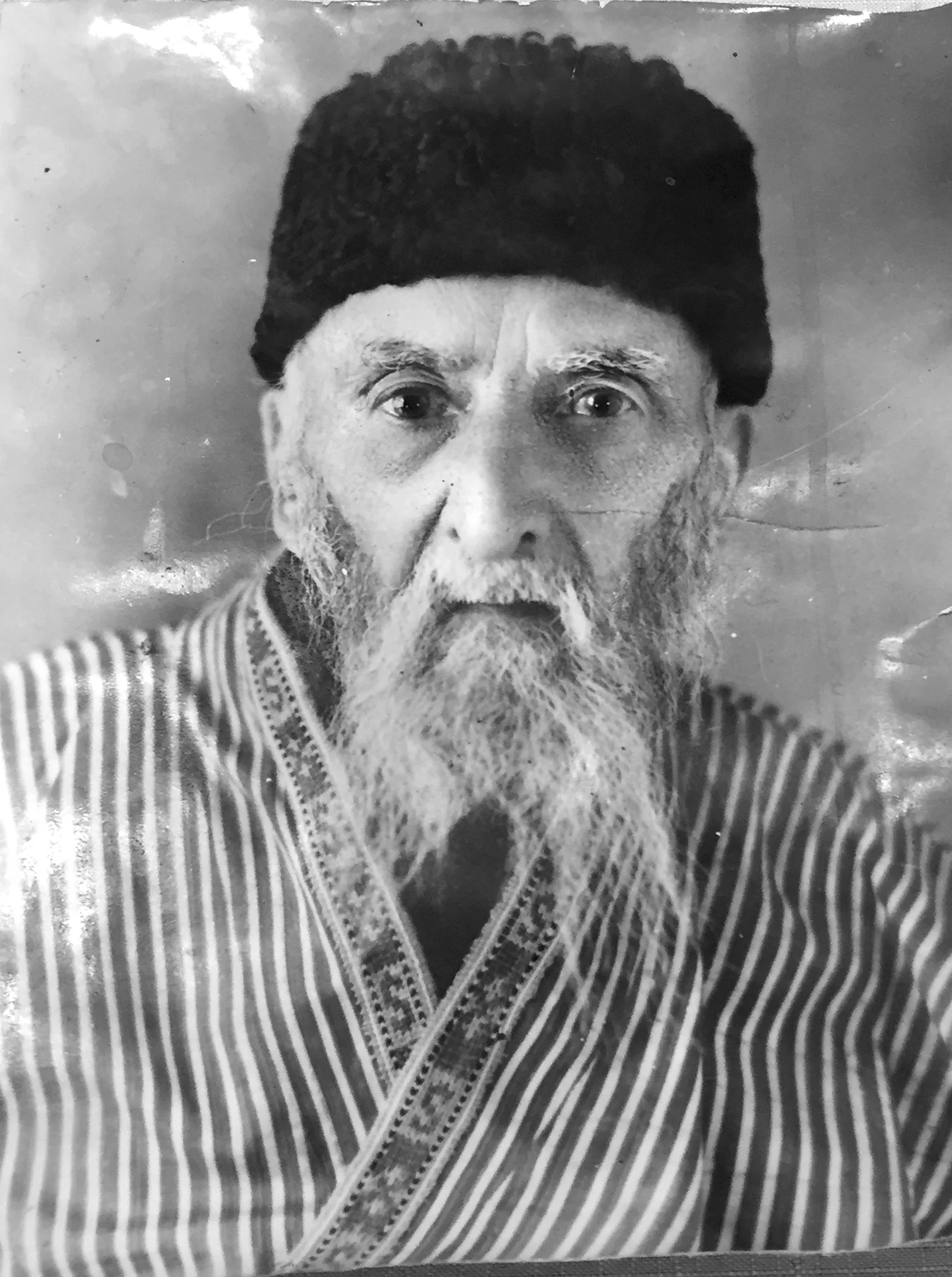 О ДИНАСТИИ МУЛЛО НИЁЗА