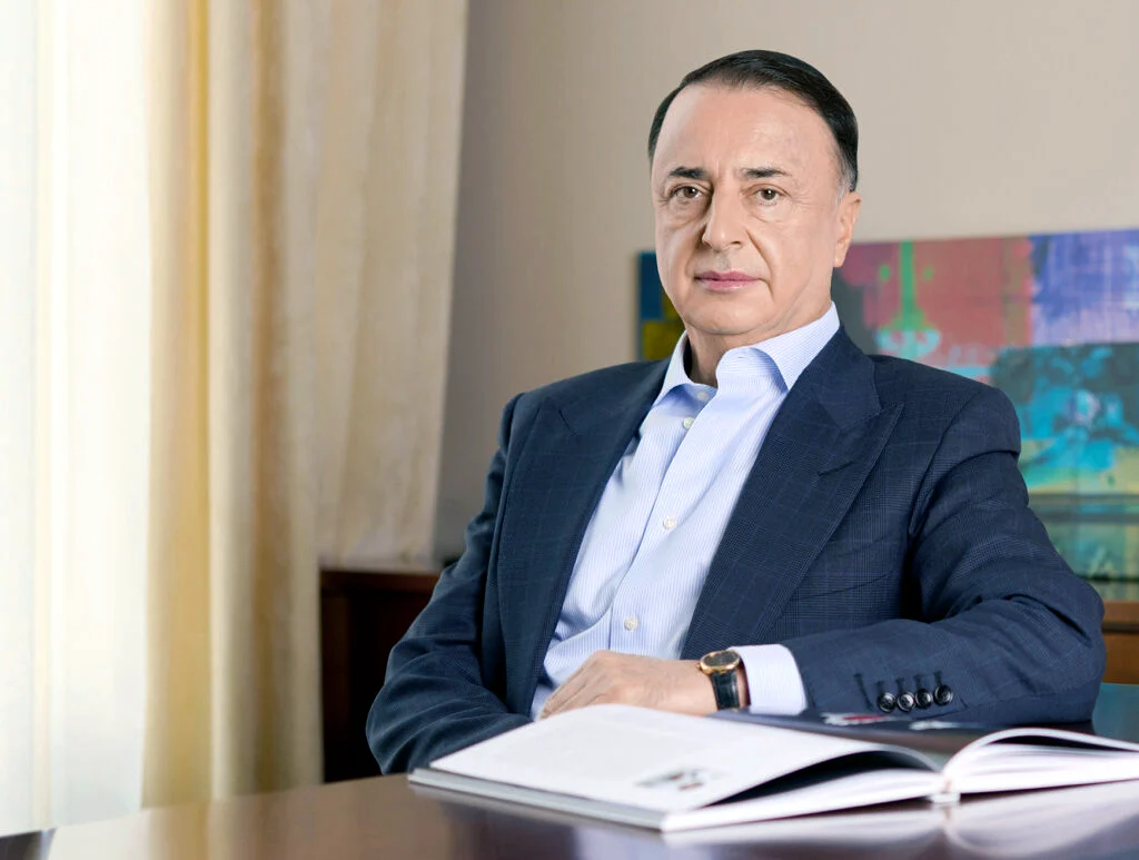C юбилеем, Лев Авнерович!