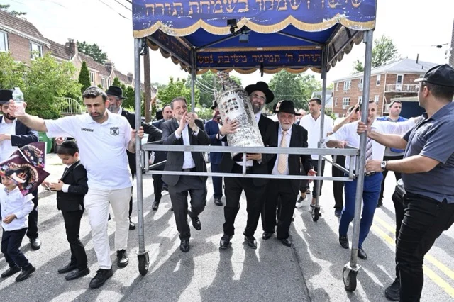 Only in America: A Joyous Tale of Two Sefer Torahs