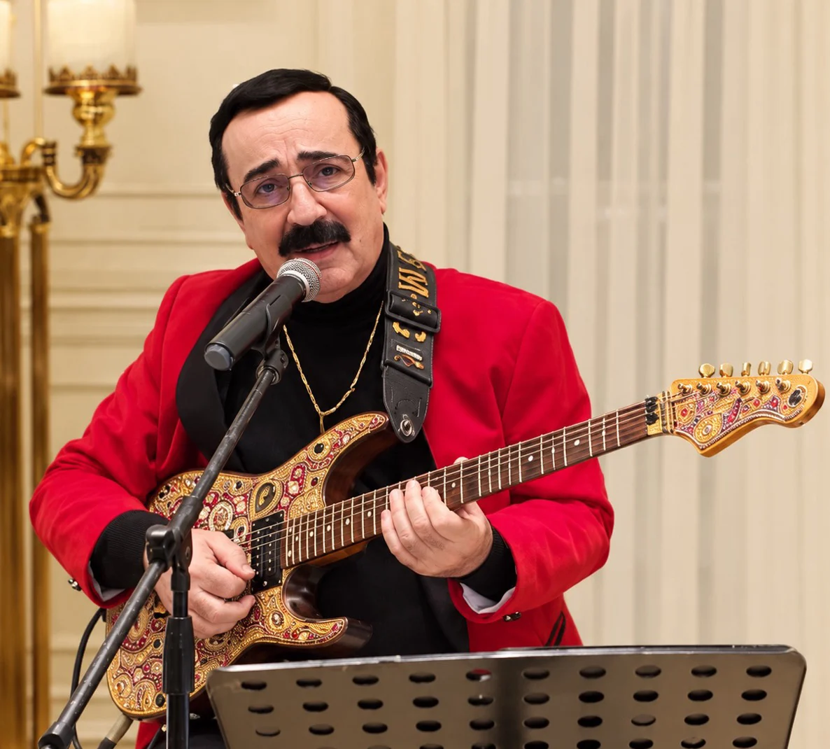 I AM AVRAHAM TOLMASOV!