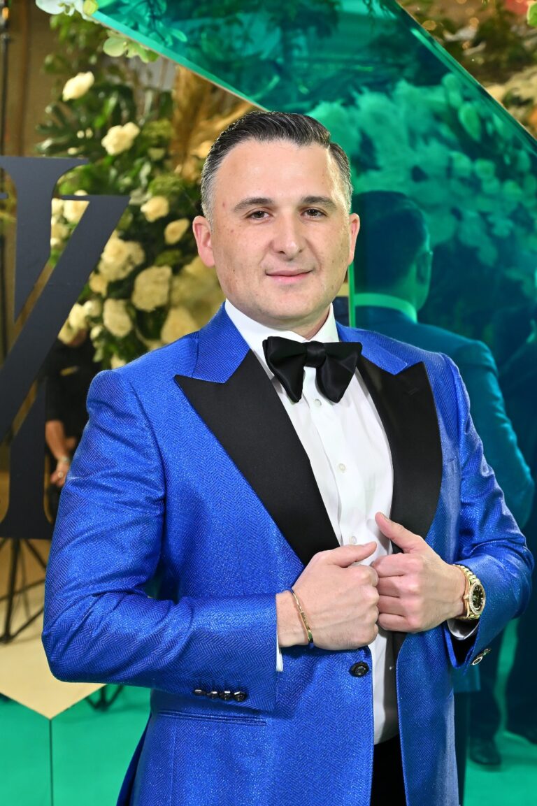 Мазал тов, Илья!
