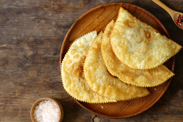 Sambosai Puryoyi: The Bukharian Answer to the Perfect Purim Bite