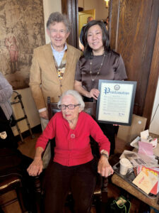 Queens Woman Who Escaped Nazis Celebrates 100th Birthday