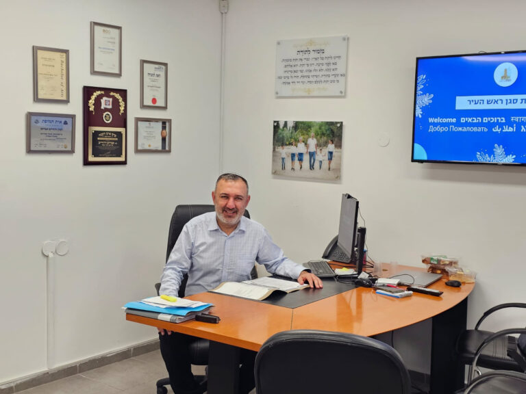 АВРААМ ДЖУРАЕВ: Мы – община, у которой есть душа и миссия