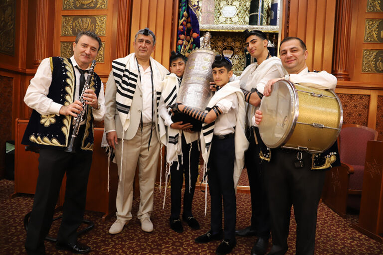 ДУХОВНАЯ ЖИЗНЬ ГЛАВНОЙ СИНАГОГИ КАНЕСОИ КАЛОН