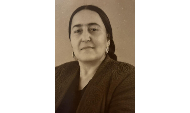 Посвящается памяти нашей мамы Зильпо Ильяевны Беньяминовой-Некталовой