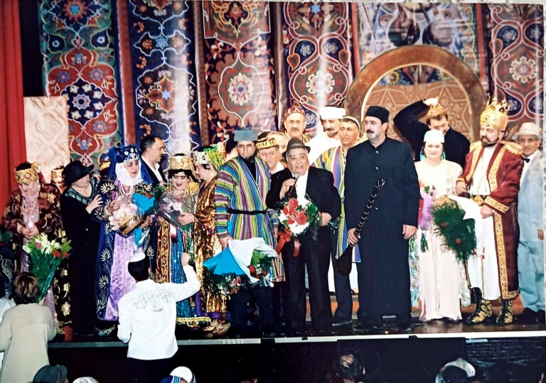 Cын и отец, шогирд и устоз