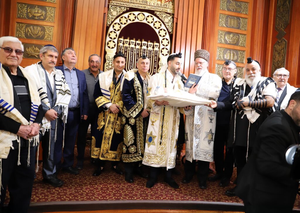 ДУХОВНАЯ ЖИЗНЬ ГЛАВНОЙ СИНАГОГИ КАНЕСОИ КАЛОН