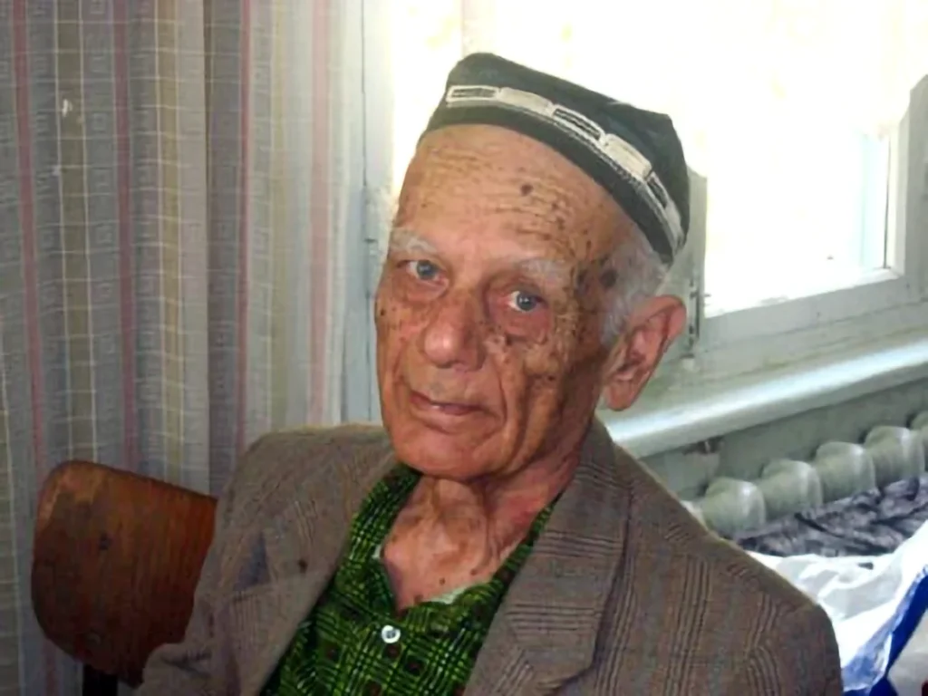 “Один бутон благоуханной розы…”