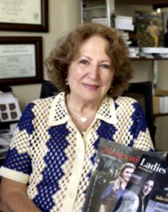 Знакомимся. Разговариваем. Шутим. Может, влюбляемся.