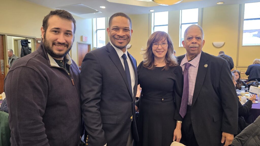 Вместе с общиной сейчас и навсегда