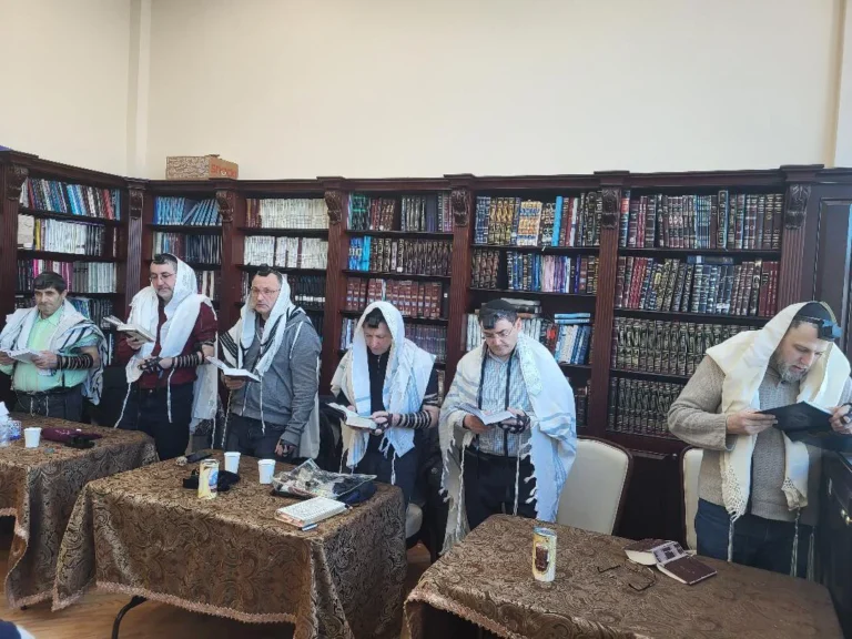 ДУХОВНАЯ ЖИЗНЬ ГЛАВНОЙ СИНАГОГИ КАНЕСОИ КАЛОН