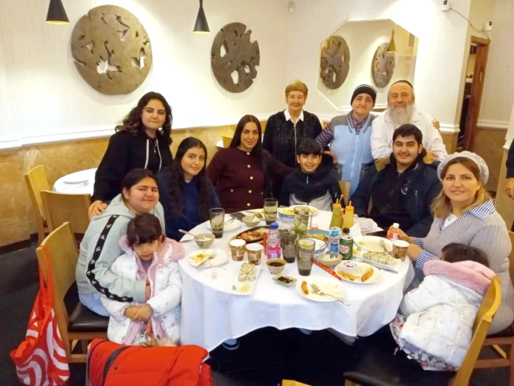 “МОЩНЫЕ КОРНИ ДЕРЕВА ЖИЗНИ”