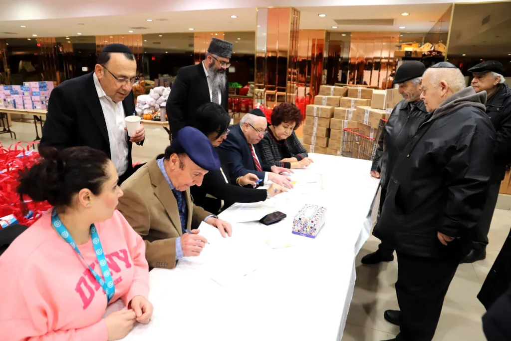 Фонд Эдуарда Некталова на службе общины Фонд Эдуарда Некталова на службе общины