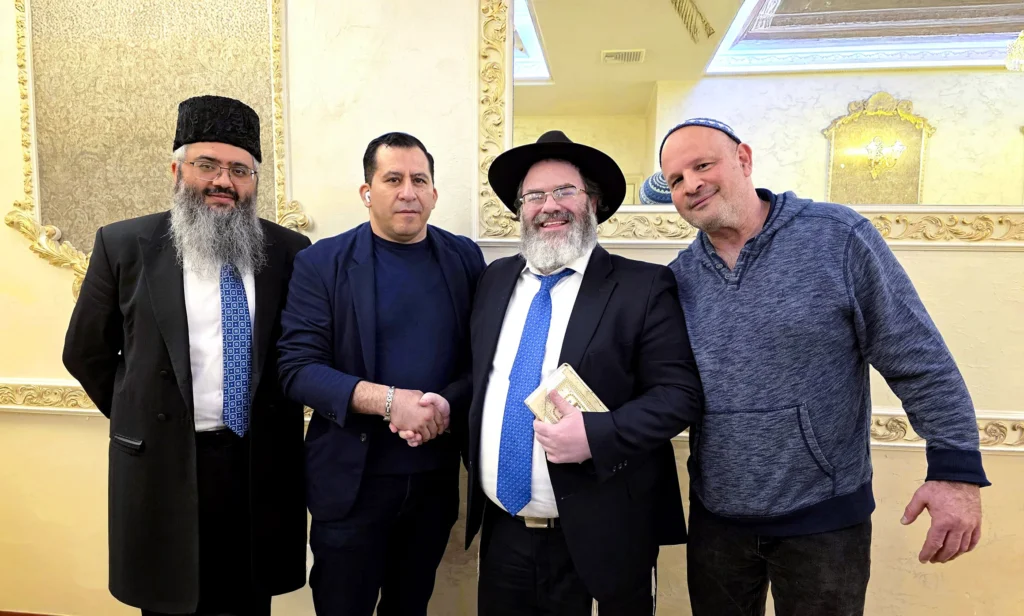 РЕСТОРАН VERSAILLES PALACE ОТНЫНЕ GLATT KOSHER! РЕСТОРАН VERSAILLES PALACE ОТНЫНЕ GLATT KOSHER!