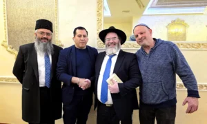 РЕСТОРАН VERSAILLES PALACE ОТНЫНЕ GLATT KOSHER!