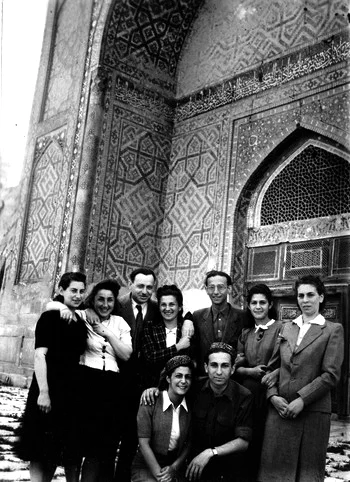 YOM HASHOAH: HOW BUKHARIAN JEWISH HOSPITALITY SAVED LIVES