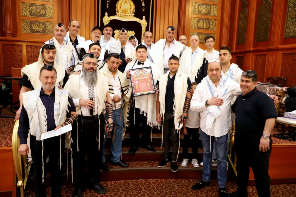 ДУХОВНАЯ ЖИЗНЬ ГЛАВНОЙ СИНАГОГИ КАНЕСОИ КАЛОН