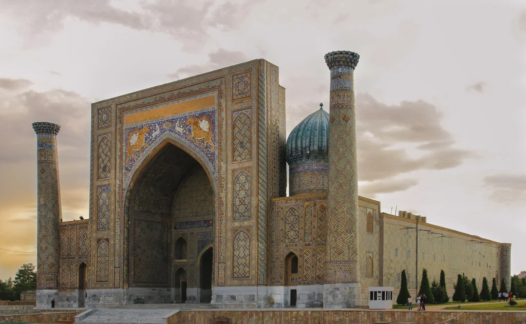 Samarkand’s Sher-Dor Madrasah Restoration Reaches First Milestone With U.S. Support