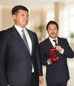 Служить стране, укреплять единство, сохранять наследие!