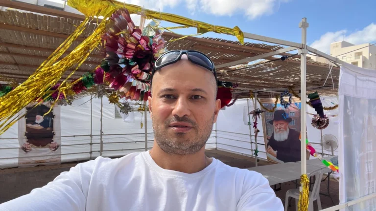 Building My First Sukkah