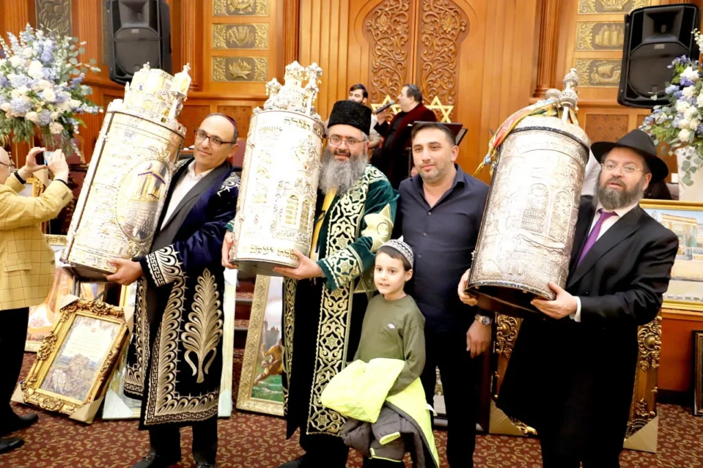 ДУХОВНАЯ ЖИЗНЬ ГЛАВНОЙ СИНАГОГИ КАНЕСОИ КАЛОН